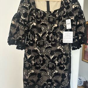 Metiza Black Floral Lace Midi Dress